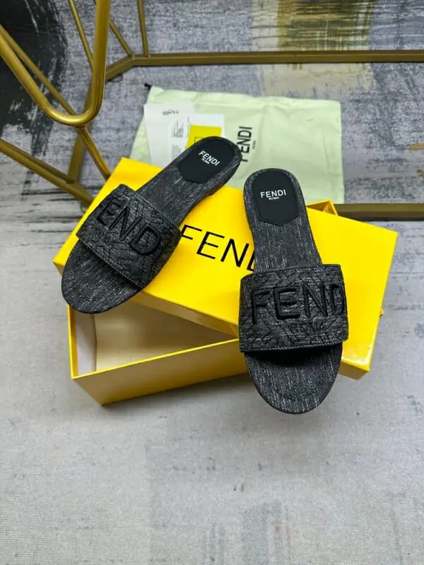 fendi chaussons pour femme s_12100344